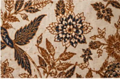 Detail motif batik cokelat dan biru